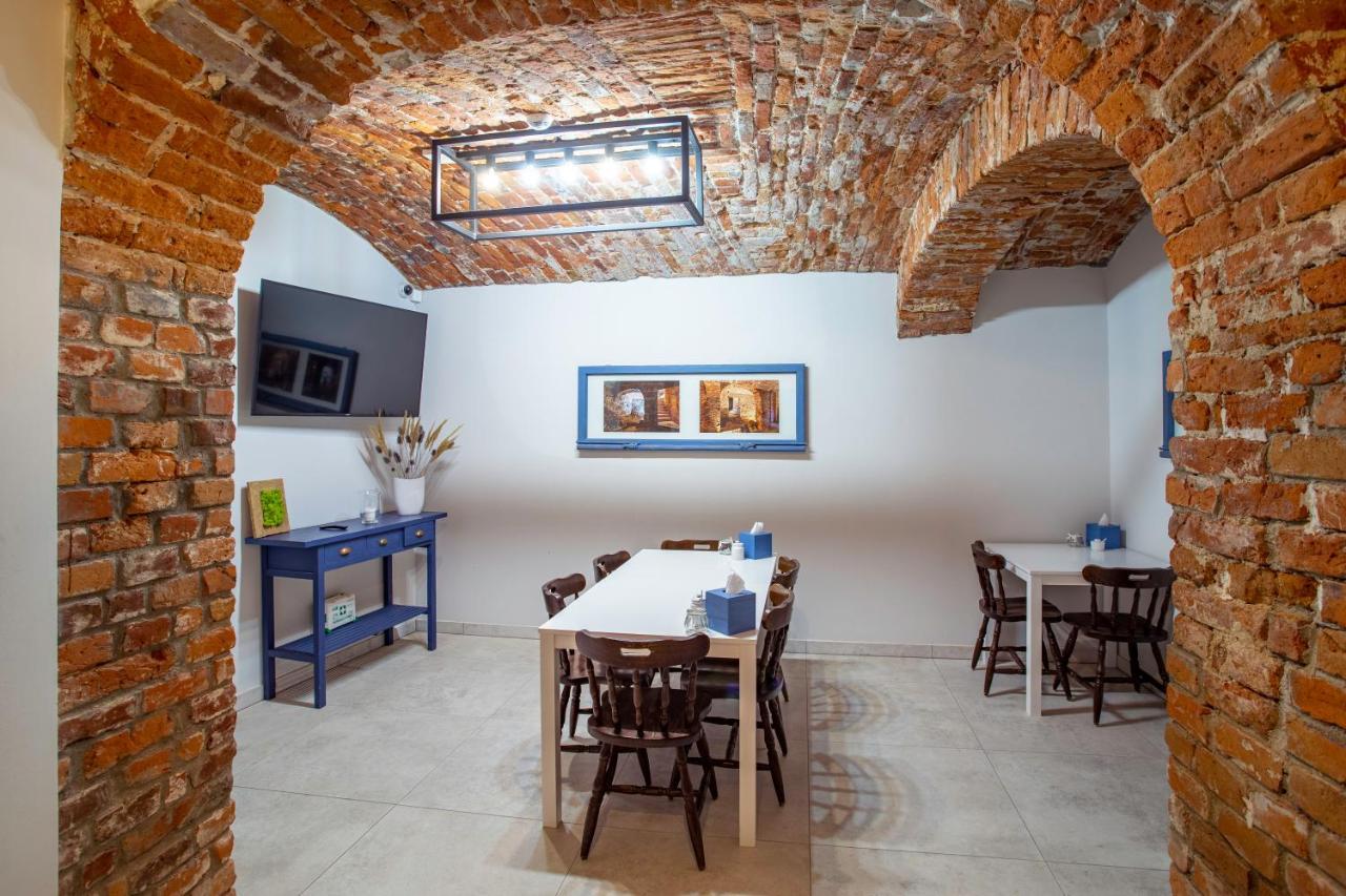 Aparthotel Zakatna B&B Tarnów Esterno foto