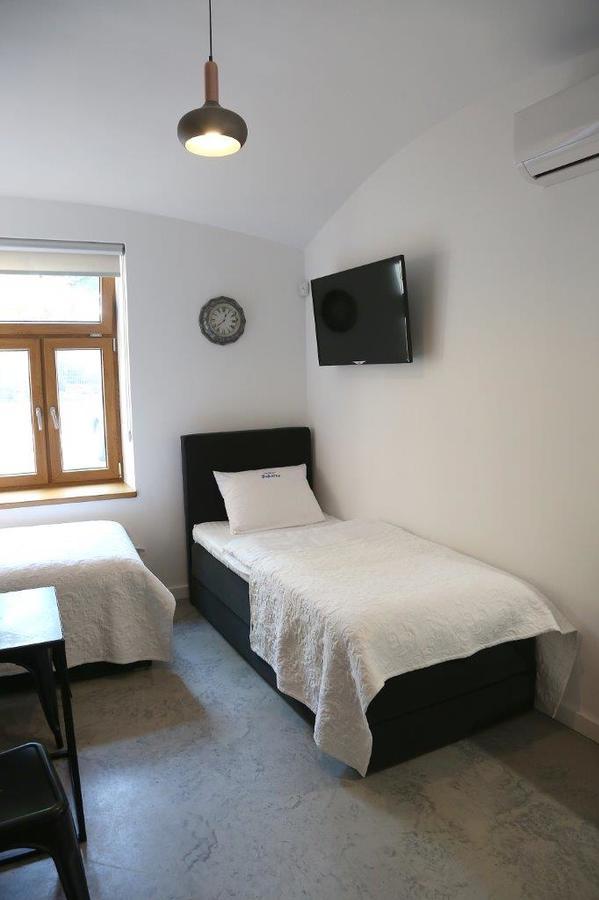 Aparthotel Zakatna B&B Tarnów Esterno foto